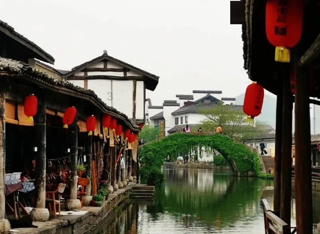 美的家用中央空调:领航家居舒适度,冠名华夏家博会10城展会